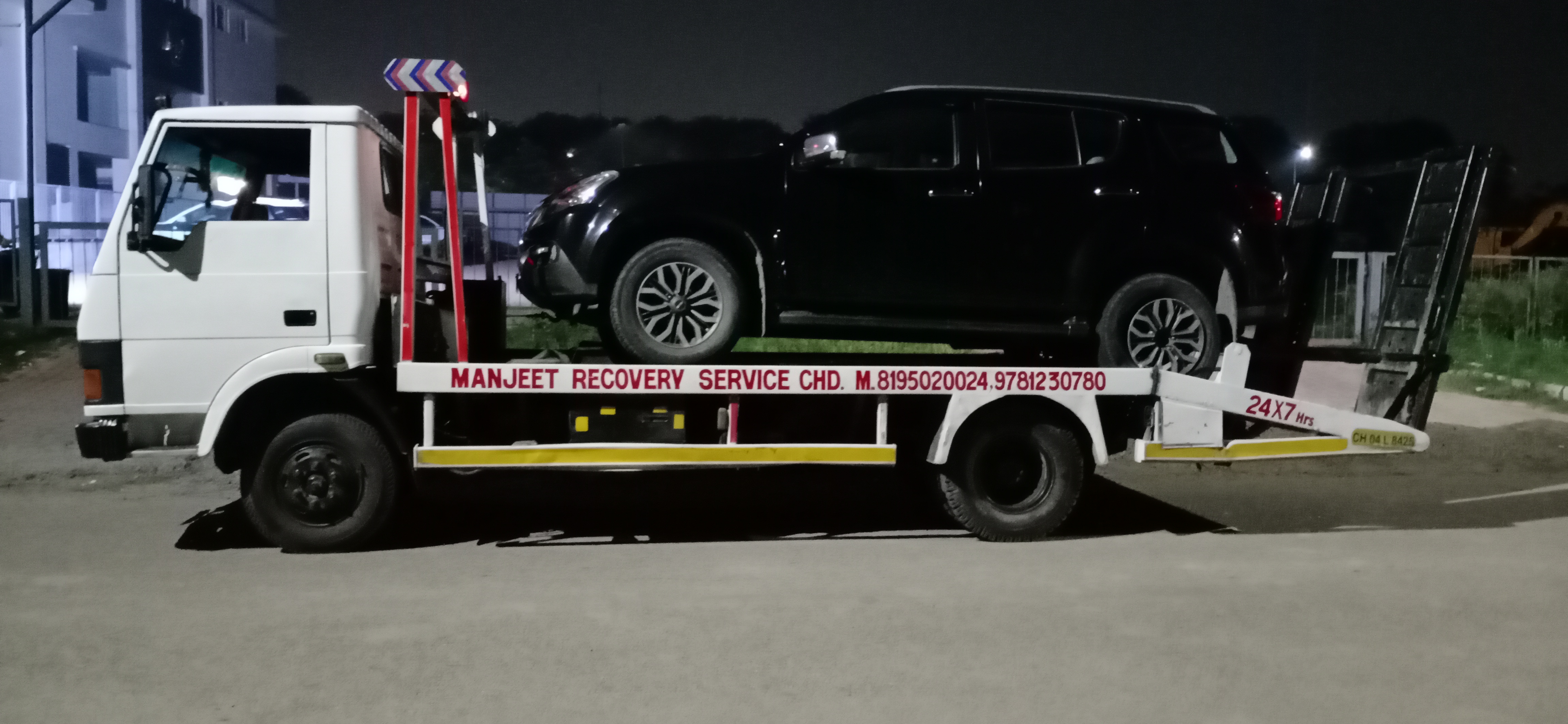 Flatbed Towing Service In Baddi  | Manjeet Towing Services | Best Flatbed Towing Service In Baddi, 7 Top Flatbed Towing Service In Baddi, 24 Hour Flatbed Towing Service In Baddi, Flatbed Towing Service near me, Flatbed Towing Service  - GL76345